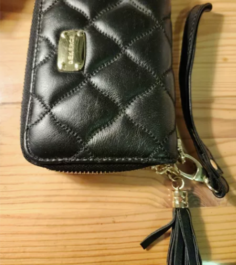 女士 皮质钱包 手拿皮包 闲置捡漏线下两百...