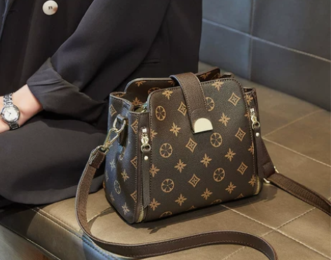 手提小包包女2022新款网红水桶包流行时尚...