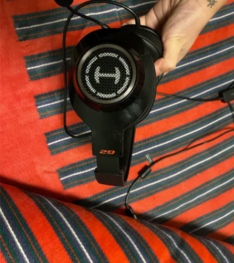 漫步者G2 刚买不到半月 售出不退换 不议...