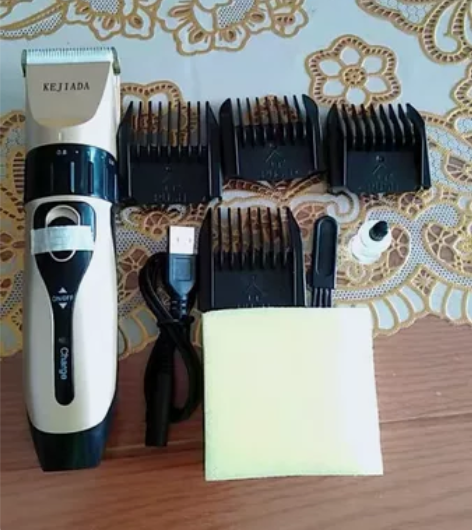 理发店不干了全新清仓处理一批电推子理发器电...