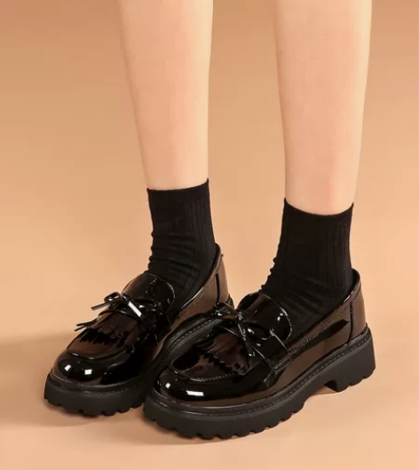 卓诗尼乐福鞋玛丽珍鞋 漆皮亮面，适合36鞋...