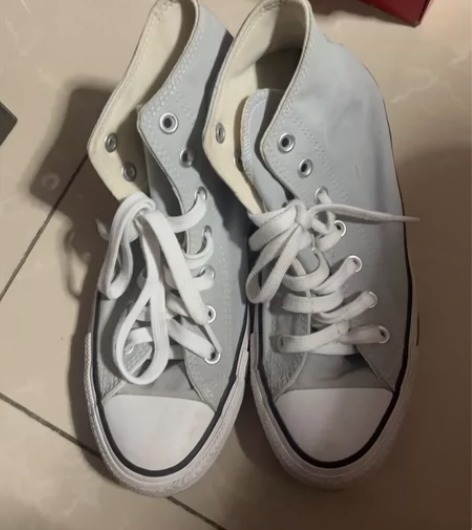 灰色匡威39码 感兴趣的话点“我想要”和我...