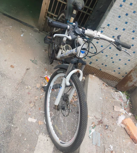 佛系出小孩上初中的时候骑的自行车，现在上高...