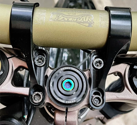 伊斯顿把立，双肩把立，超级牛，间距超级宽的...