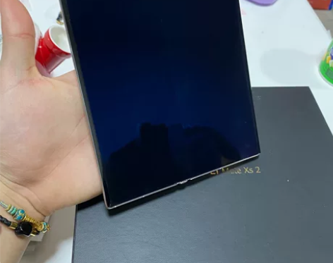 出用华为mate xs2 国行有发票！折叠...