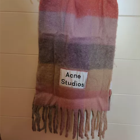 ACNE冬日保暖围巾围脖披肩 acne同款...