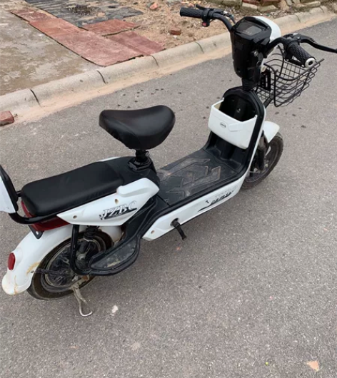 小电动车48V12A，加州豹新国标电车48...