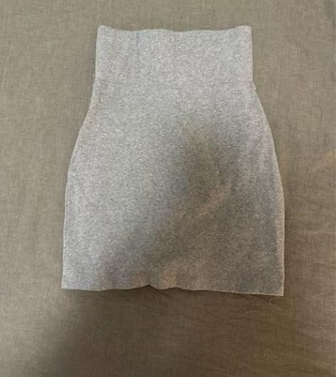 高腰包臀裙 显瘦 感兴趣的话点“我想要”和...