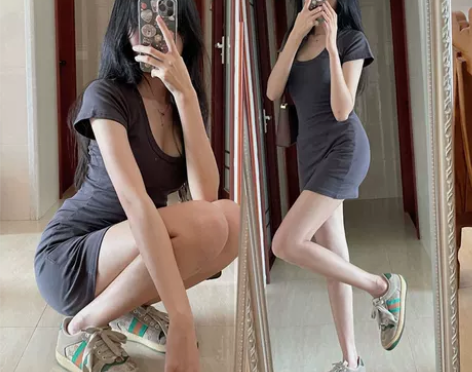 法式修身短袖显身材裙子女夏辣妹纯欲风性感包...