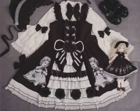 【出】报纸娃娃开襟 单jsk m码 送内搭...