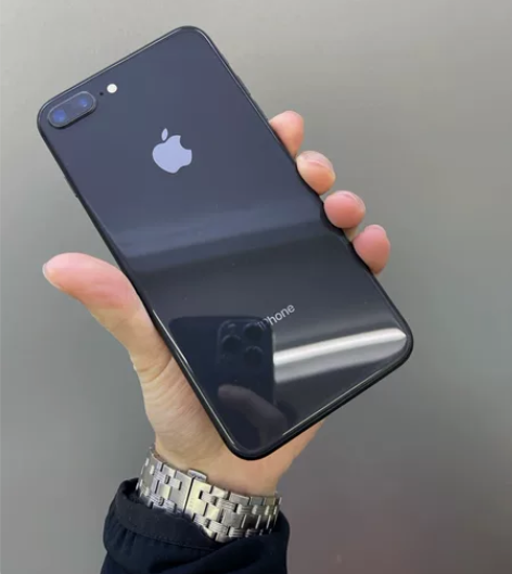 iPhone 8p  64G大学用了四年 ...