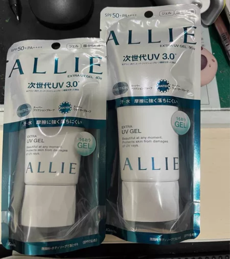 全新，ALLIE皑丽水润倍护防晒霜嘉娜宝防...