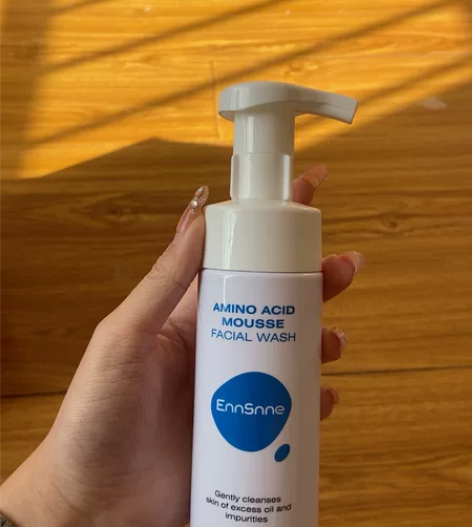 全新Ennsnne泡沫氨基酸洁面乳温和清洁...