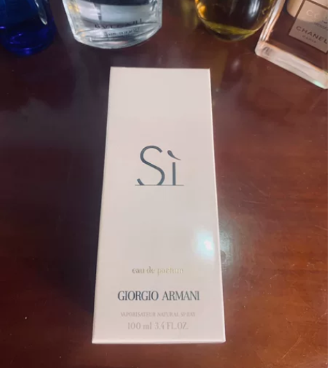 阿玛尼si挚爱香水100ml  因为怀孕了...
