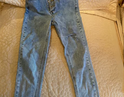 【99新 仅试穿】蓝色紧身牛仔裤s码 95...