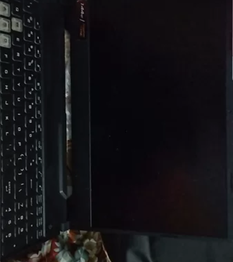 （非二手贩子）华硕飞行堡垒9，去年买的16...