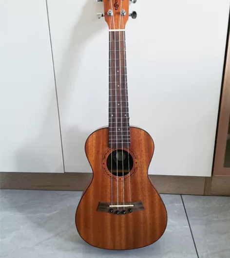 【出】尤克里里  安德鲁 感兴趣的话点“我...