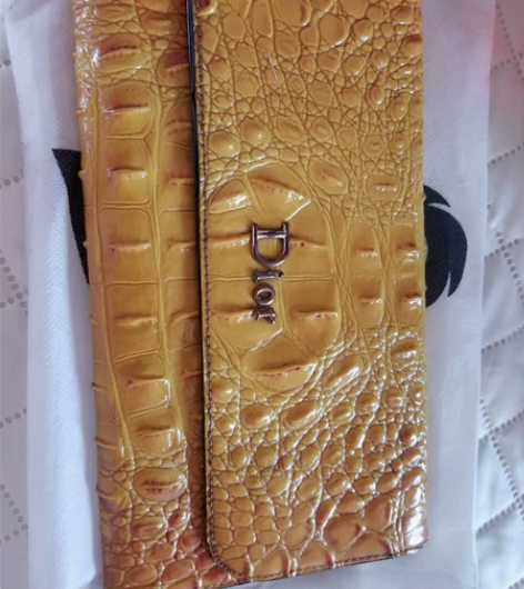 女士手包,长24厘米宽14厘米,~包邮,不...