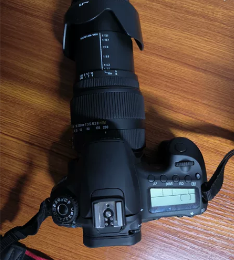 出闲置自用一套佳能EOS60D单反相机18...