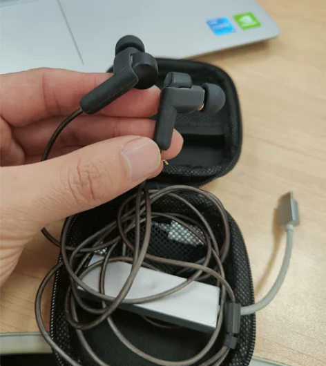 索尼圈铁耳机，N3AP，基本上属于仅拆封的...