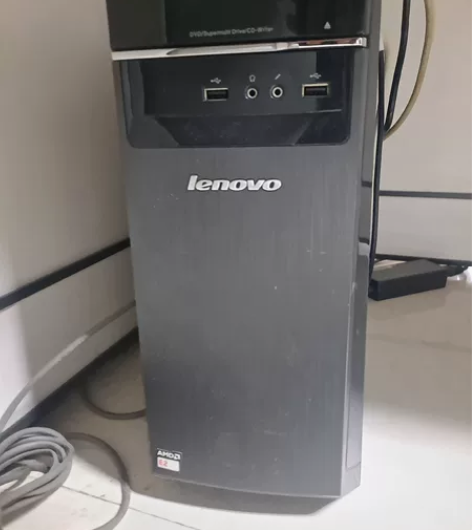 联想品牌电脑台式机，i3处理器4G内存50...