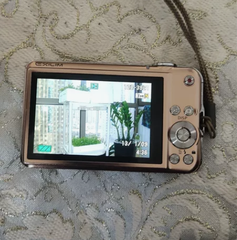 卡西欧EX-S12数码相机，功能正常，拍照...