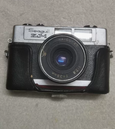 海鸥kJ1相机 如图，当配件摆件低价出售￥...