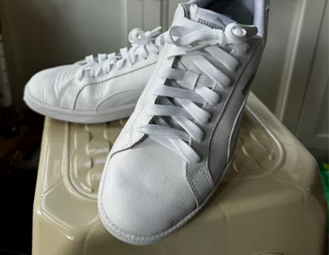 彪马板鞋，属于修长款，白色百搭 感兴趣的话...