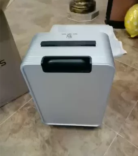全新 TUPLUS途加20英寸铝框拉杆箱~...