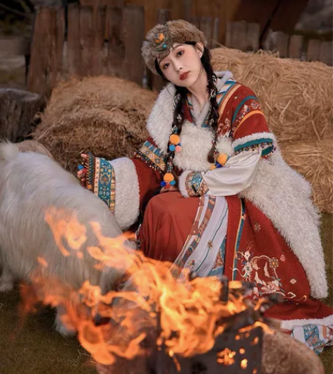 【代拍】七月夕汉服 玄女 交领上袄改良绣花...