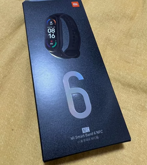 小米手环6 nfc 去年四月底购入，轻度使...