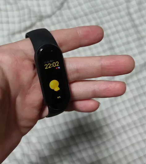 小米手环6 NFC版 黑色 送一个黄色可达...