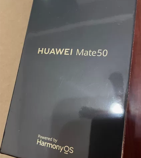 华为mate50，黑色，8+256g，全新...