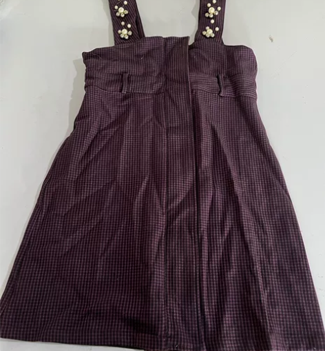 特价处理款。成人背带裙服饰 衣服的尺码s编...