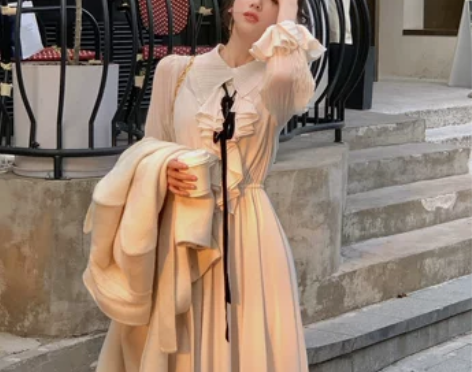 从一  白色长款连衣裙女秋冬荷叶边温柔风加...