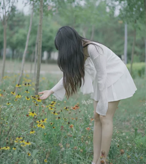 百褶裙 感兴趣的话点“我想要”和我私聊吧～