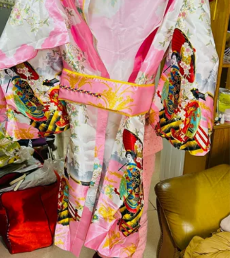 女式日本和服汉服粉色均码,只穿过一次拍照用...