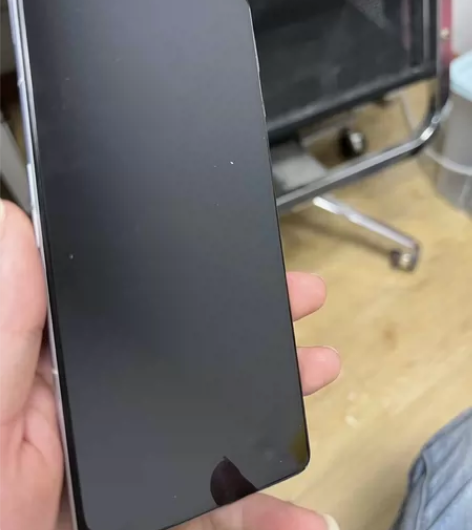 红米k50电竞版银色  12+128使用半...