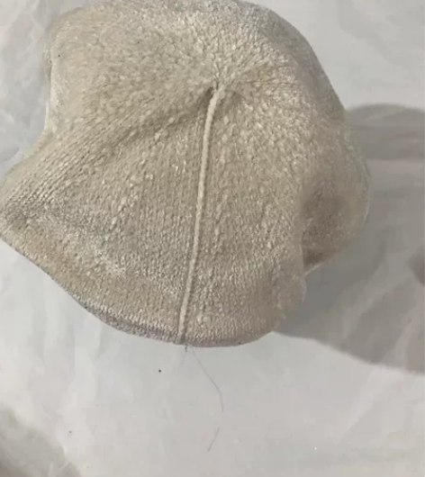 贝雷帽15元2个包邮，偏远地区除外，闲置物...