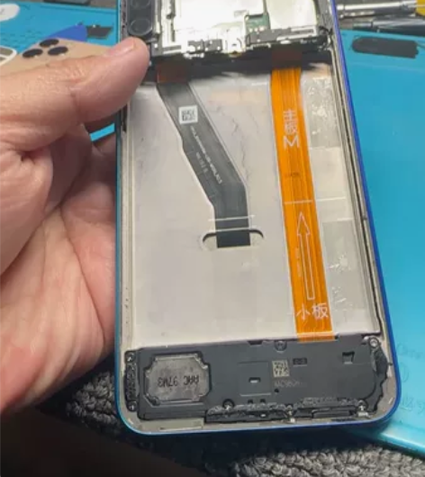 荣耀plye3  4128 无电池屏幕好 ...