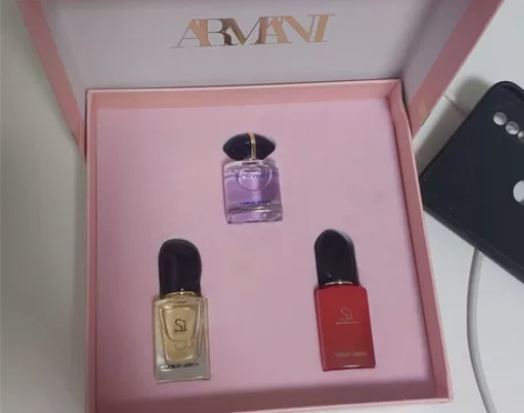 Armani阿玛香水小样挚爱香水Q版7 m...