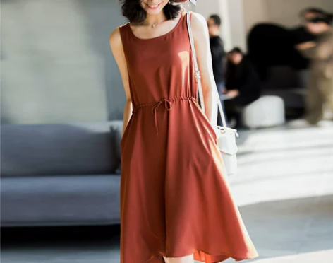 艺元素中长款无袖连衣裙夏2020新款女装背...