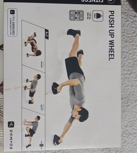 迪卡侬买的健腹轮，用过一两次 盒子有点旧而...