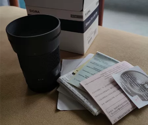 适马30+1.4/E卡口  适用索尼，嘎嘎...