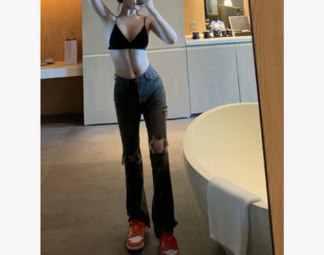 【搭什么都时髦神裤】做旧灰色直筒破洞修身显...