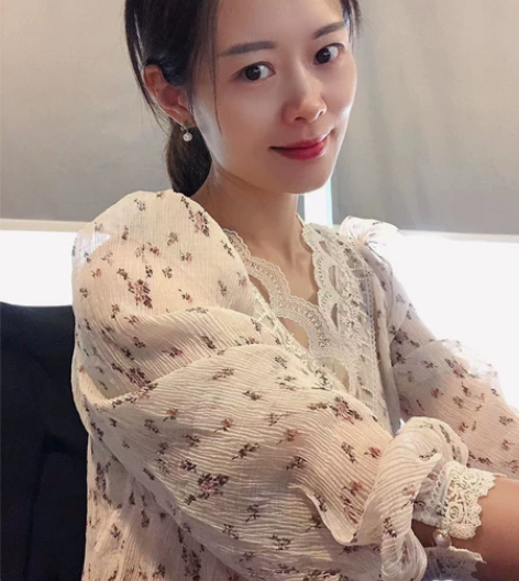 法式上衣，均码  感兴趣的话点“我想要”和...