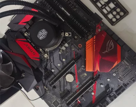 华硕z370-h gaming 主板 换电...