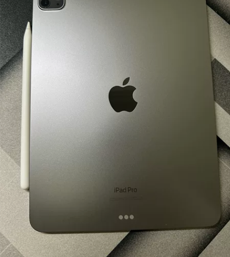 双十一购入后闲置，个人包装控，包装完好配件...