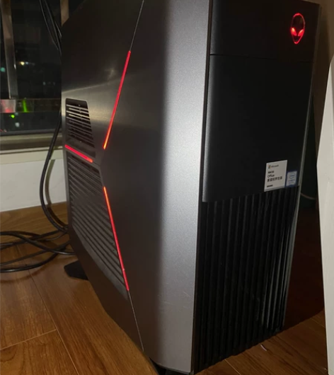 品牌型号：外星人 Alienware R8...