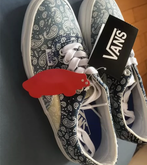 Vans牛仔腰花色 一不小心买了两双一模一...